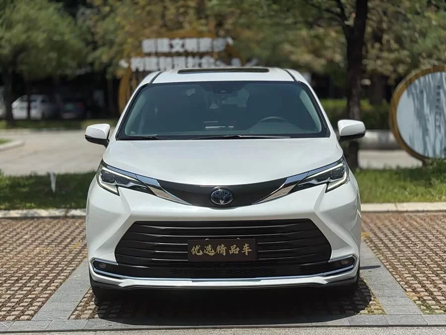 Toyota SIENNA