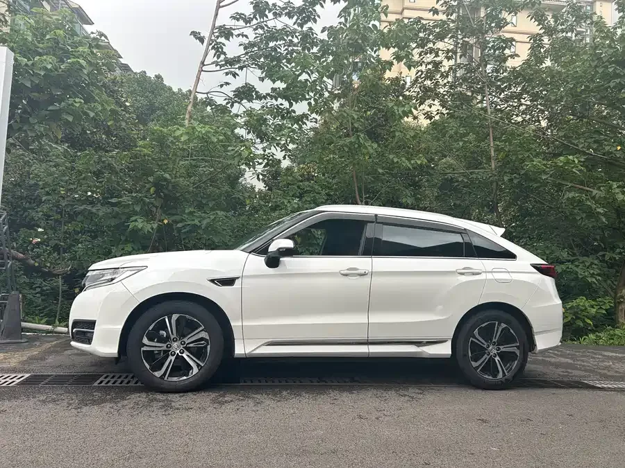 Honda UR-V