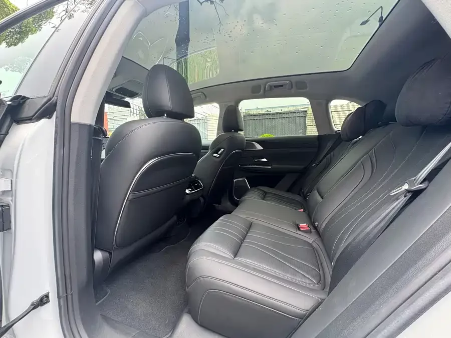 Xpeng G9