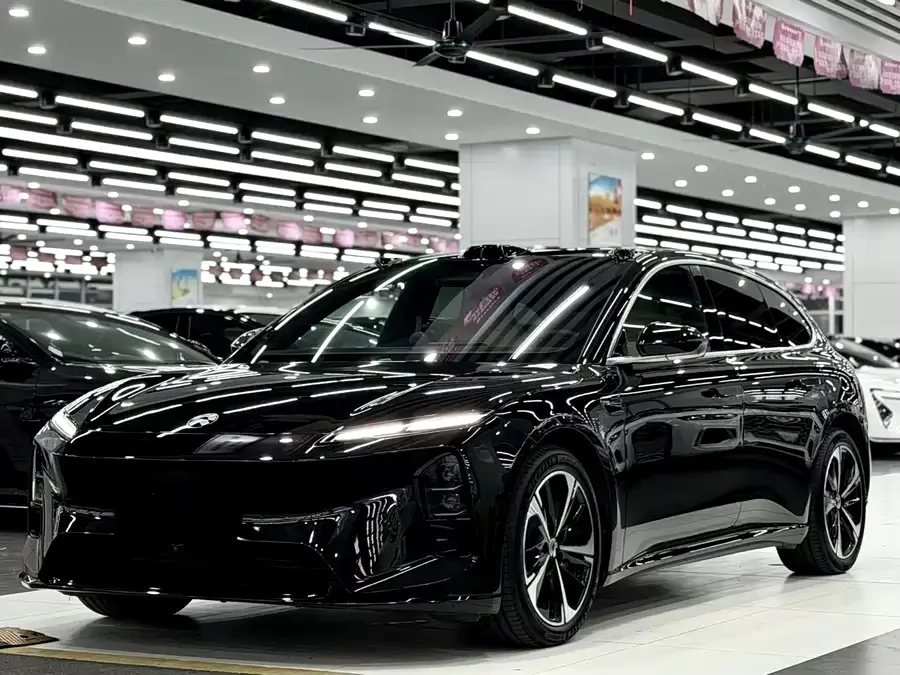 NIO ET5T
