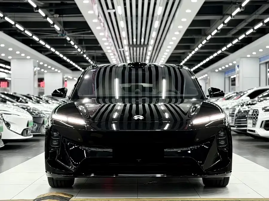 NIO ET5T