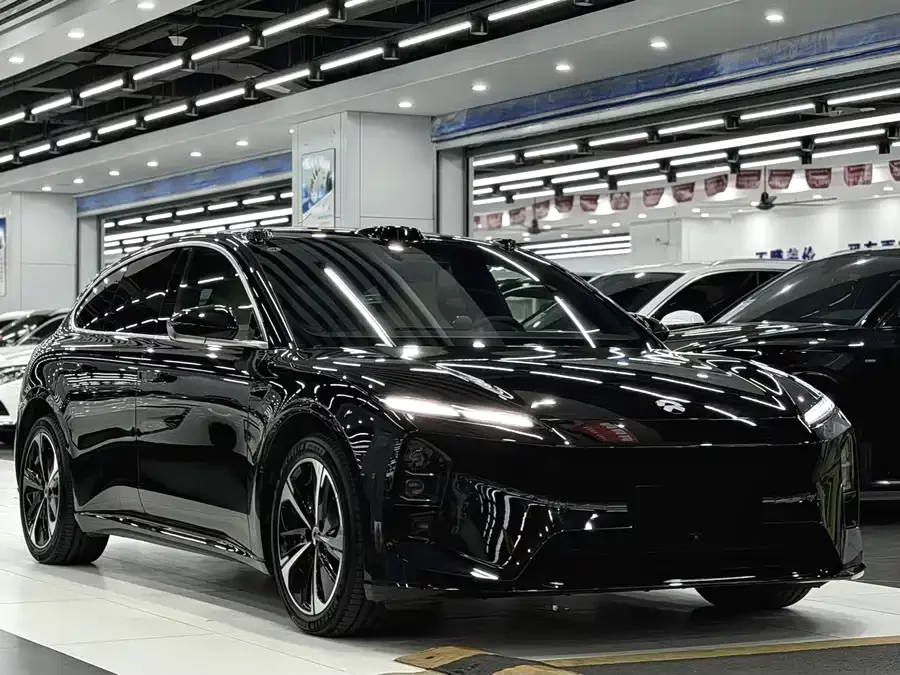NIO ET5T