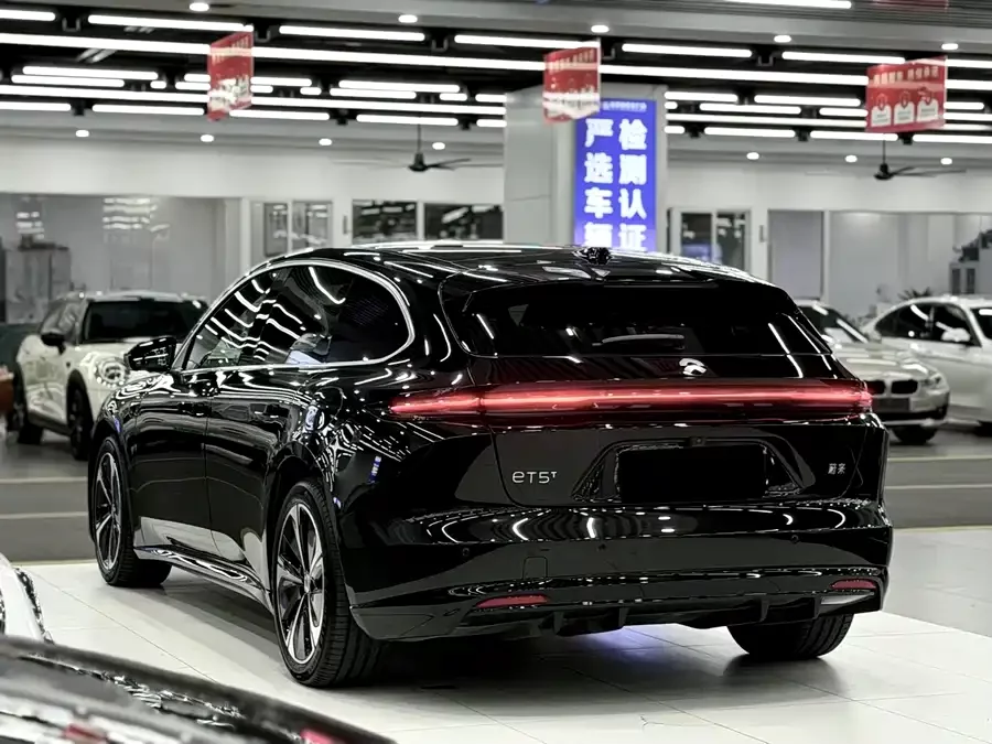 NIO ET5T