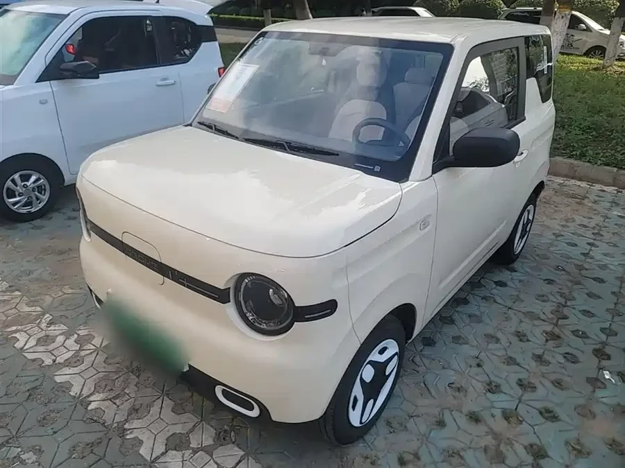 Geely Panda