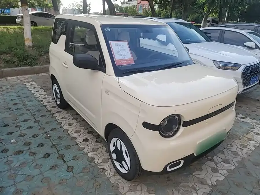 Geely Panda