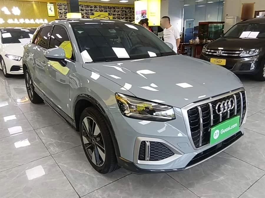 Audi Q2L