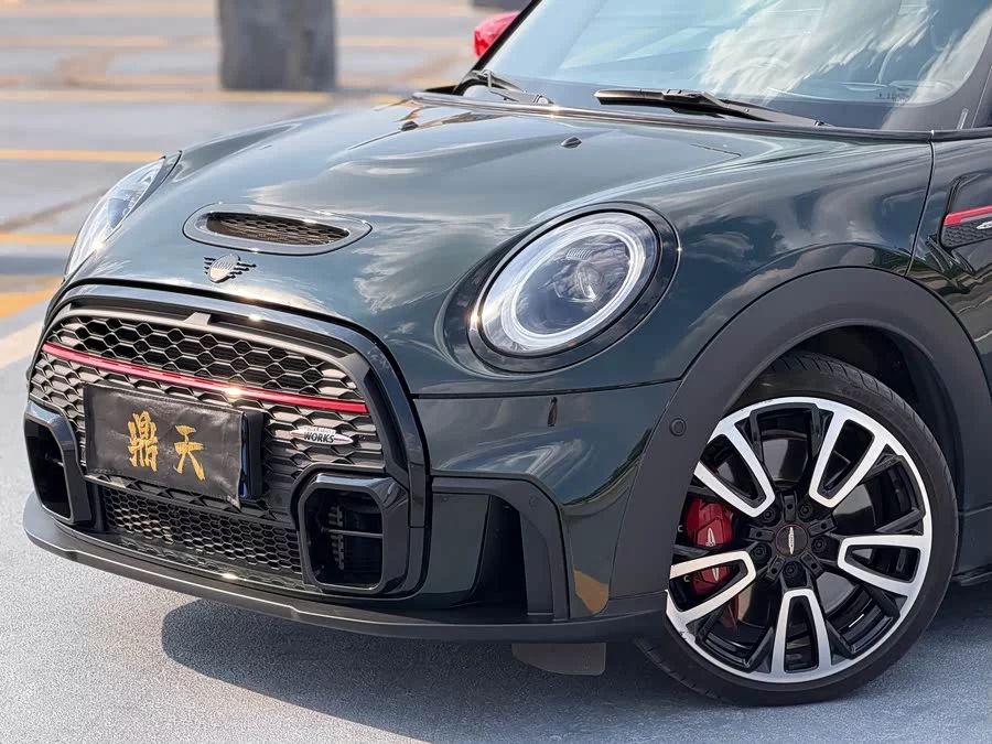 MINI JCW