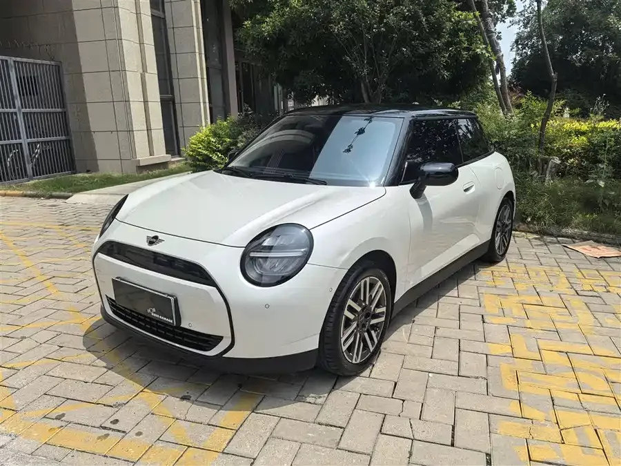 MINI electric  COOPER