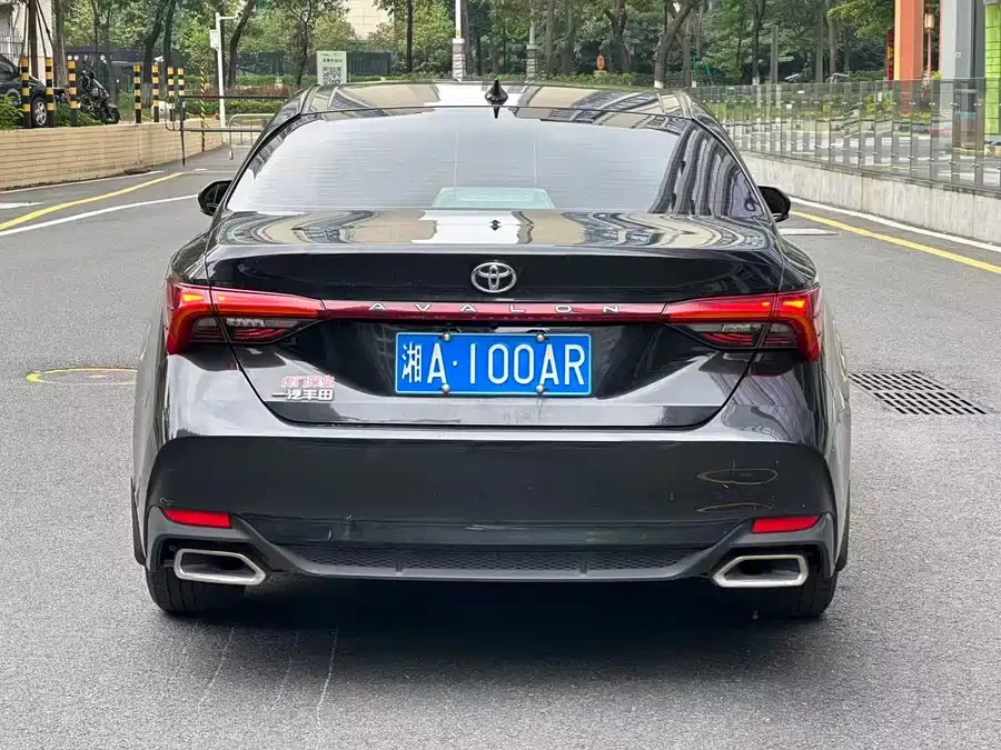 Toyota Avalon