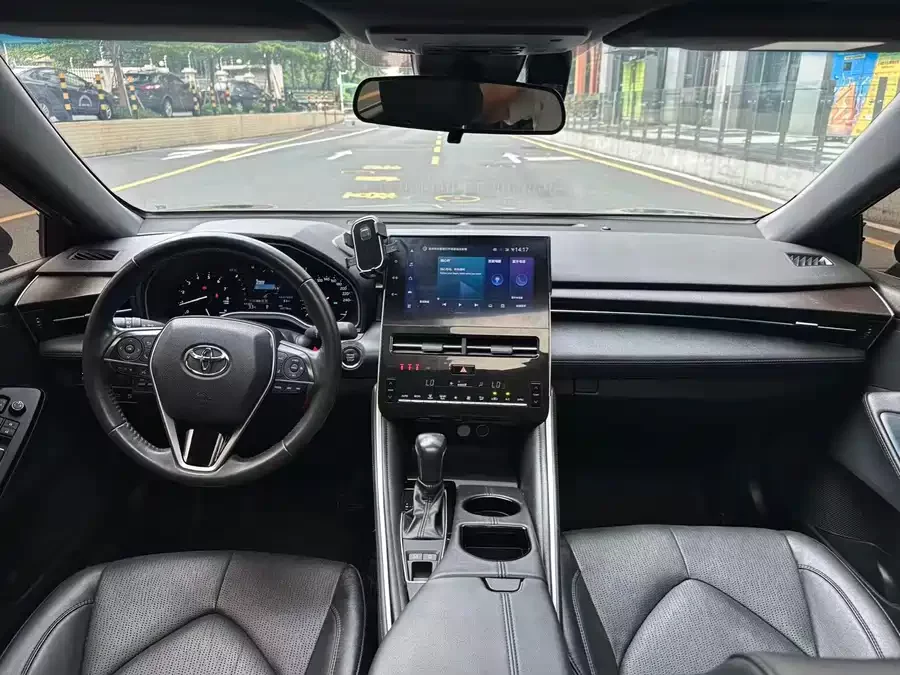 Toyota Avalon