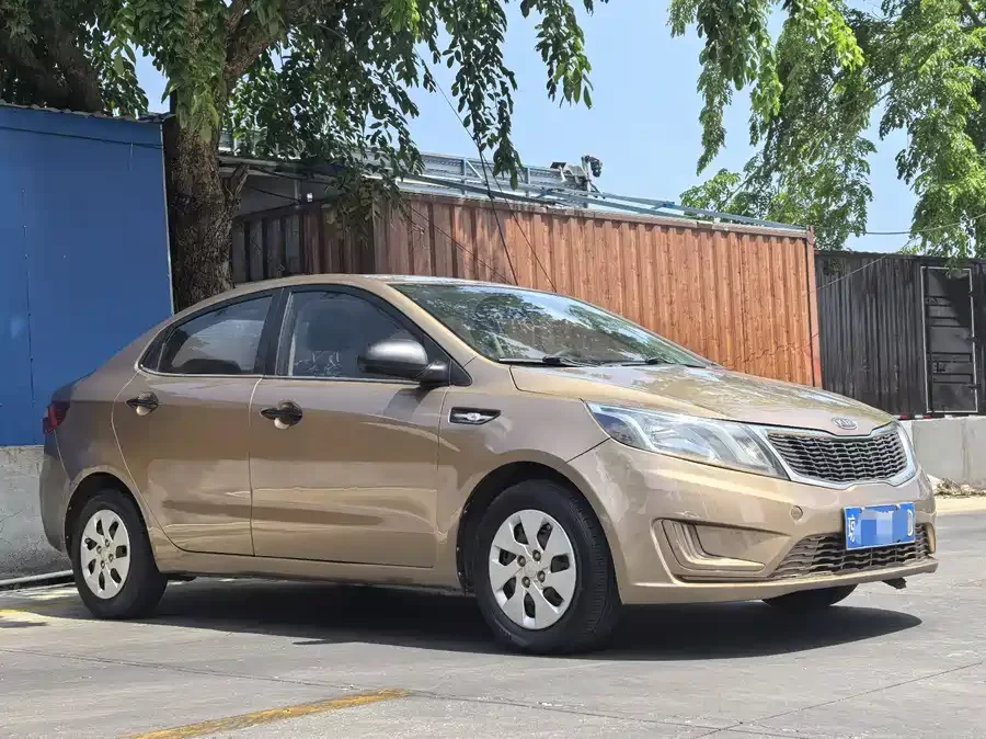 Kia K2