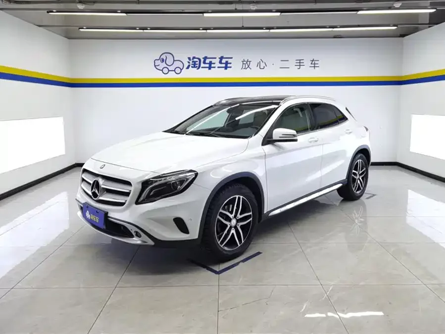 Mercedes Benz GLA
