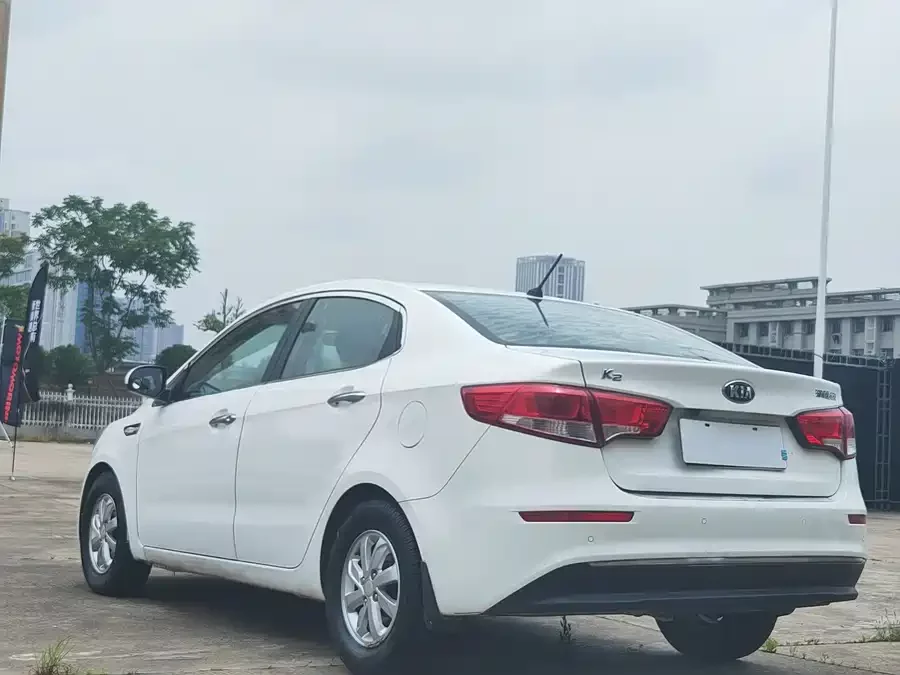 Kia K2