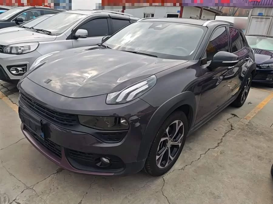 Lynk & Co 02