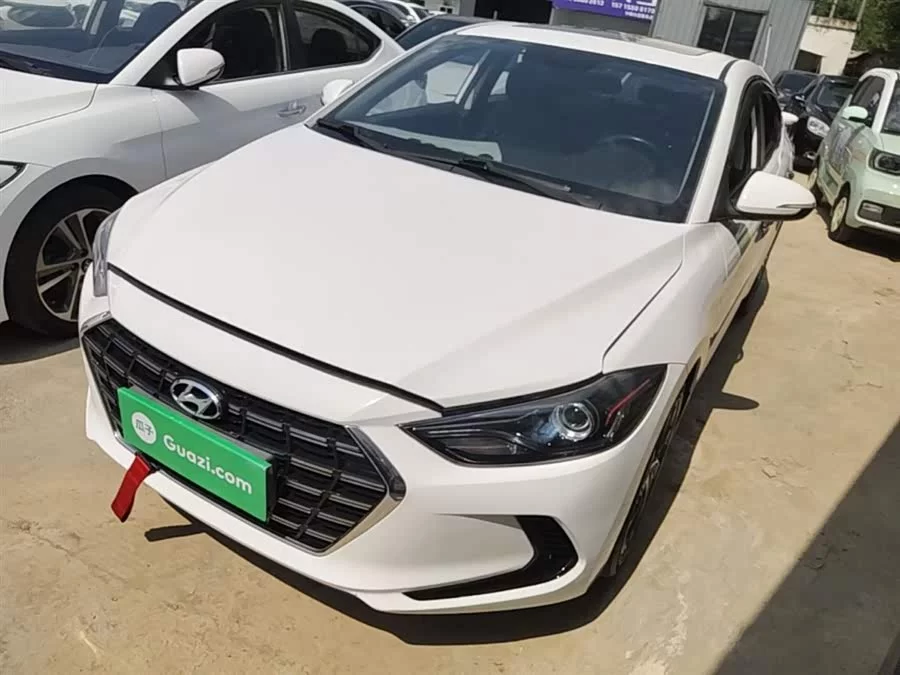Hyundai elantra