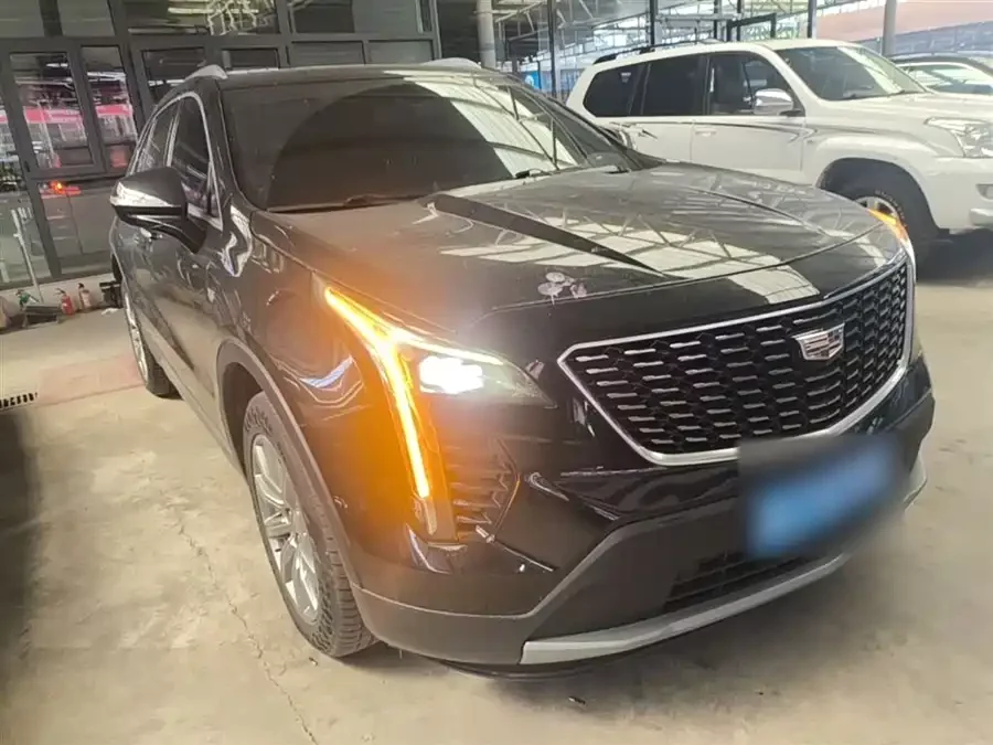 Cadillac XT4
