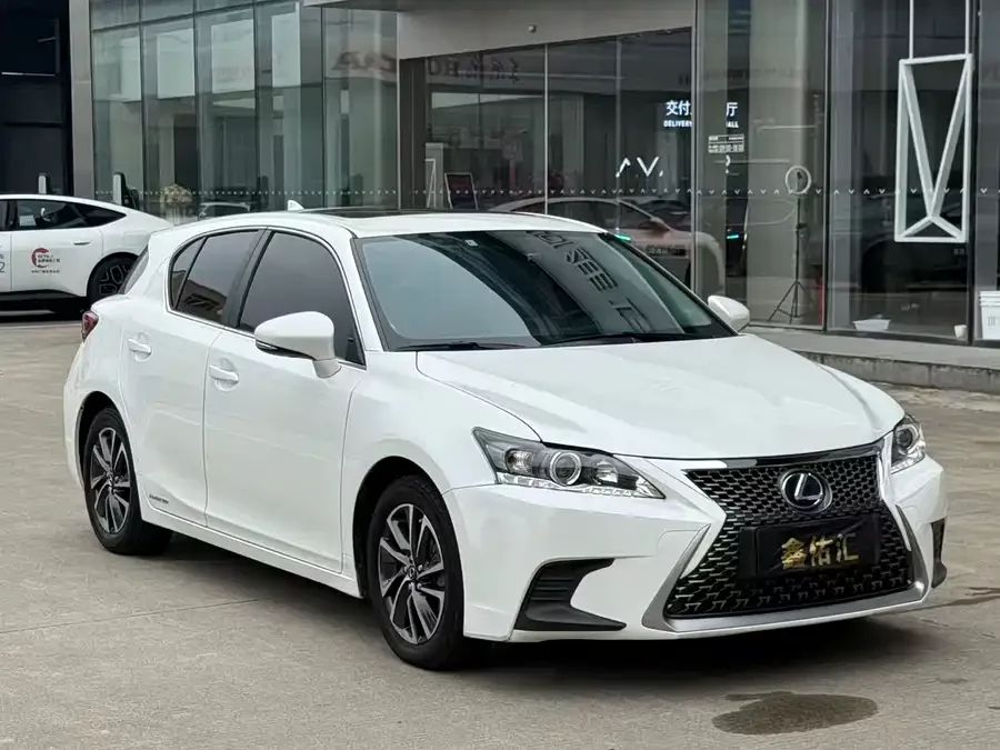 Lexus CT
