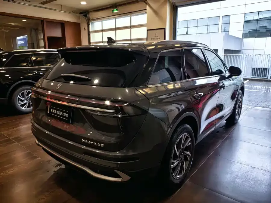 Lincoln Adventurer