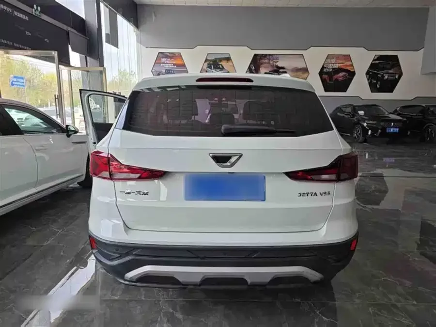 Jetta VS5