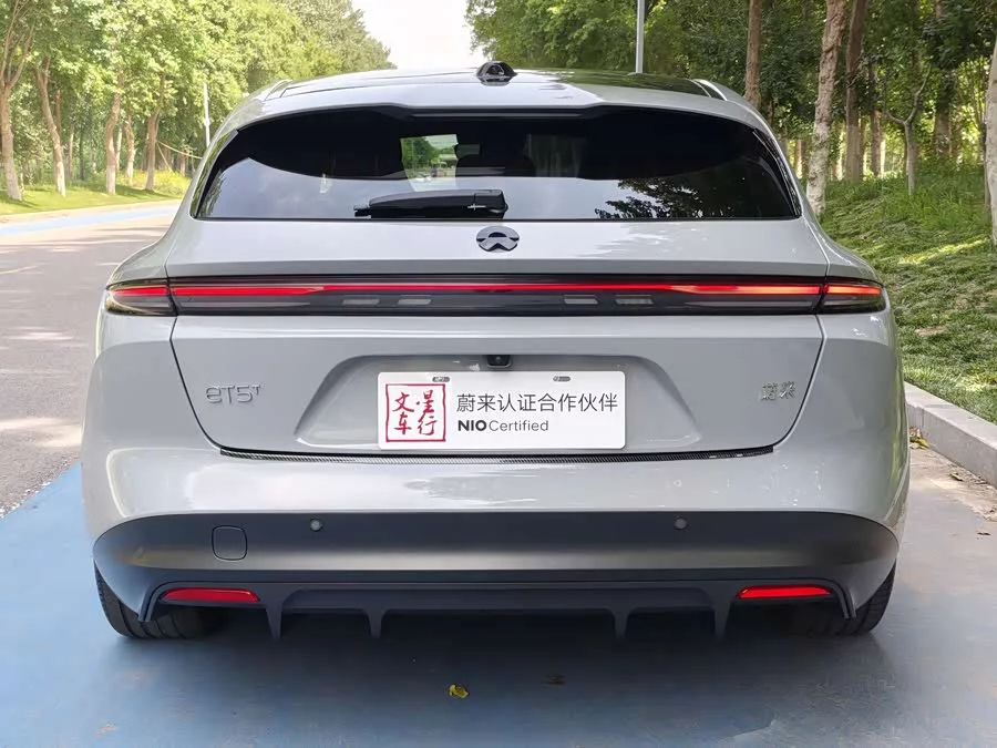NIO ET5T