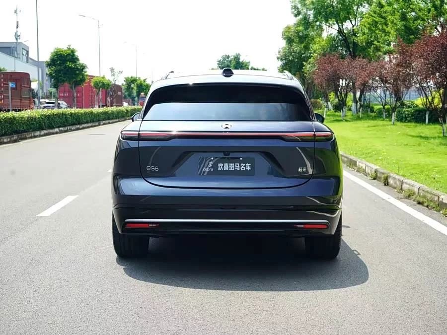 NIO ES6