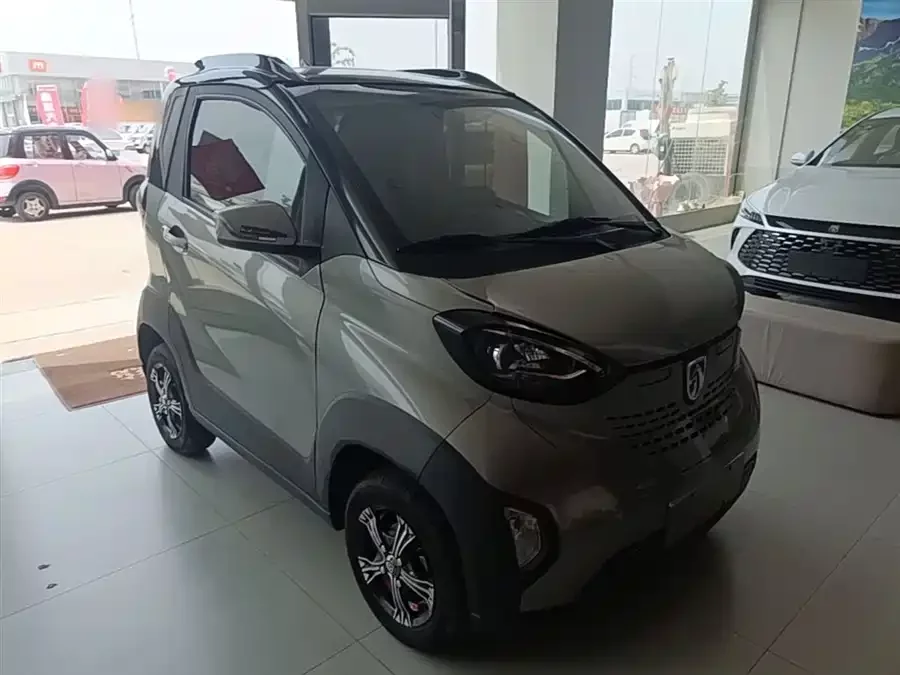 Baojun E100
