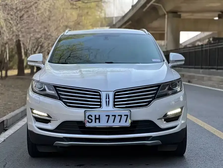 Lincoln MKC