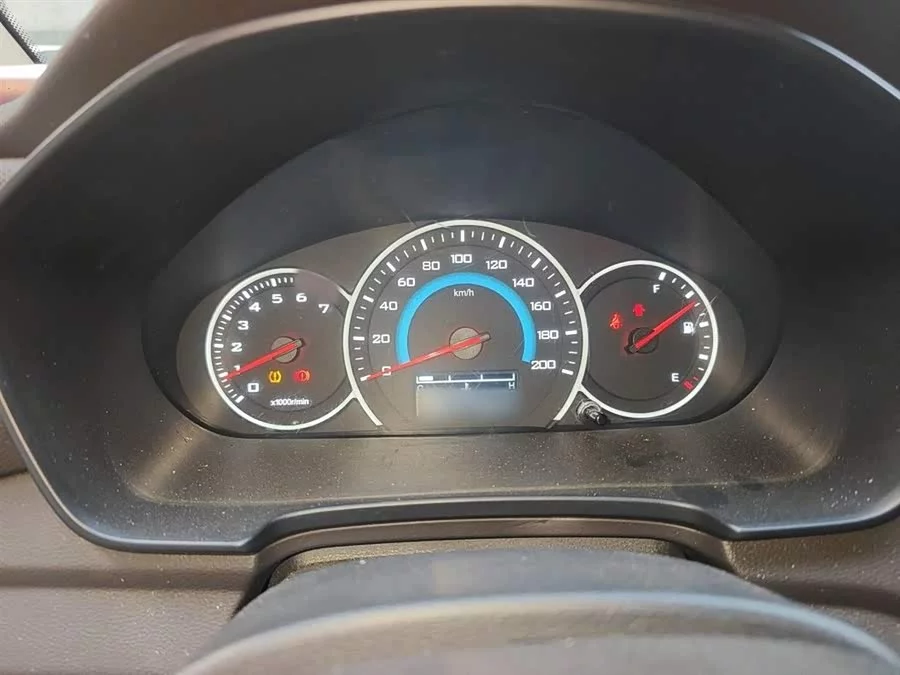Wuling Hongguang V