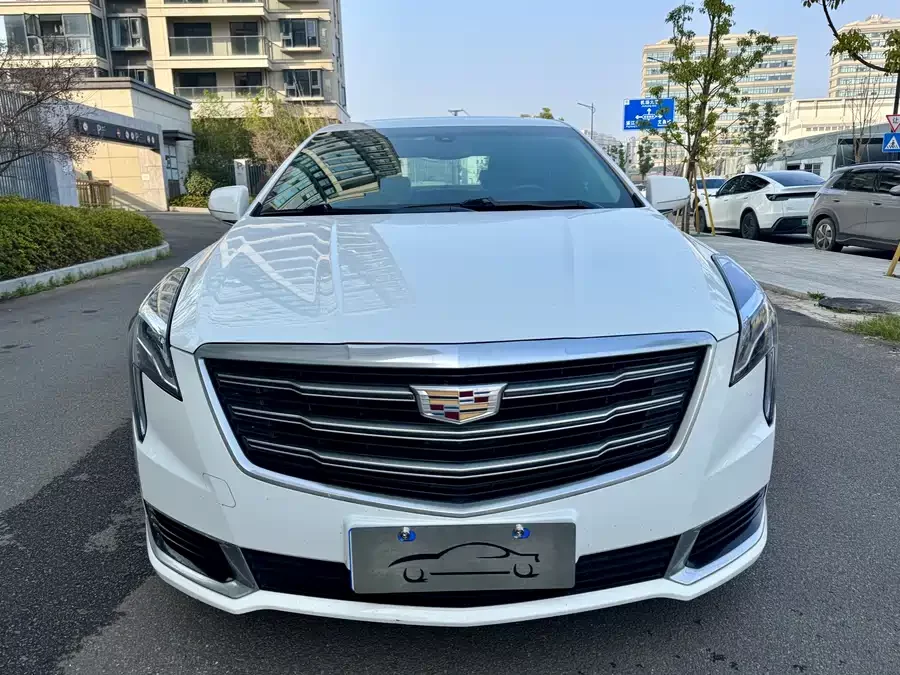 Cadillac XTS