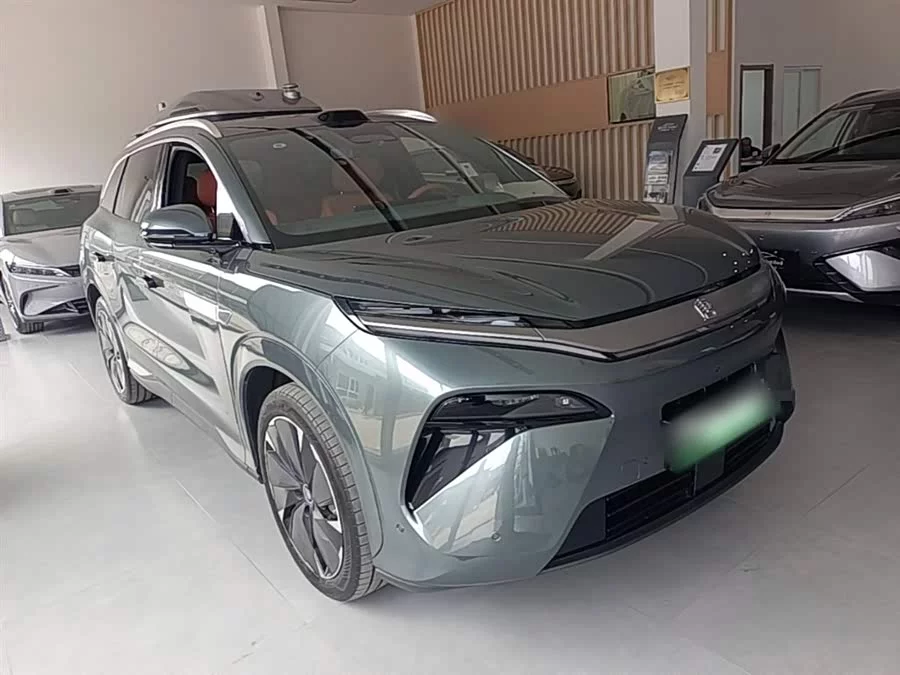 BYD Tang L
