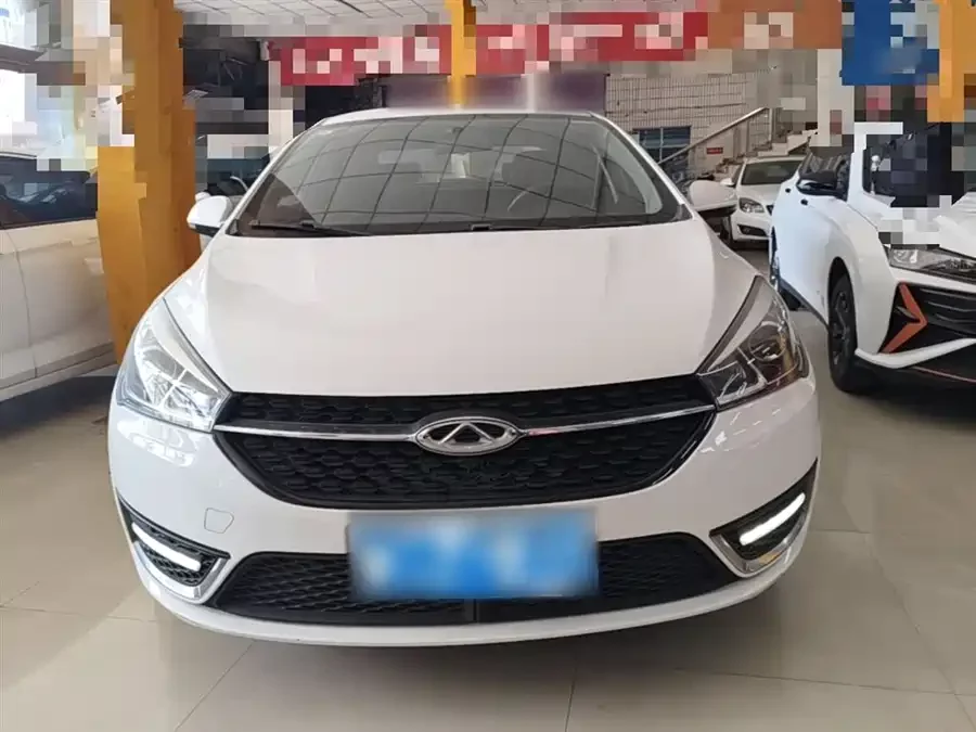 Chery Arrizo 5