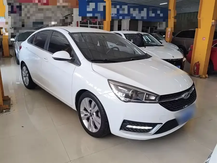 Chery Arrizo 5