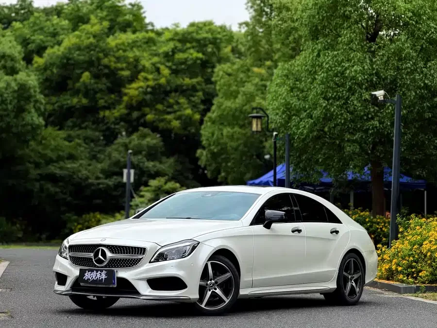 Mercedes Benz CLS