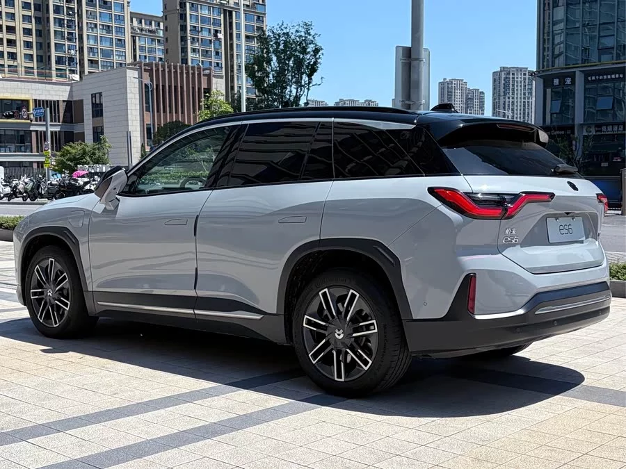 NIO ES6