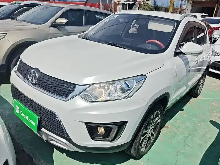 BAIC Saab X35