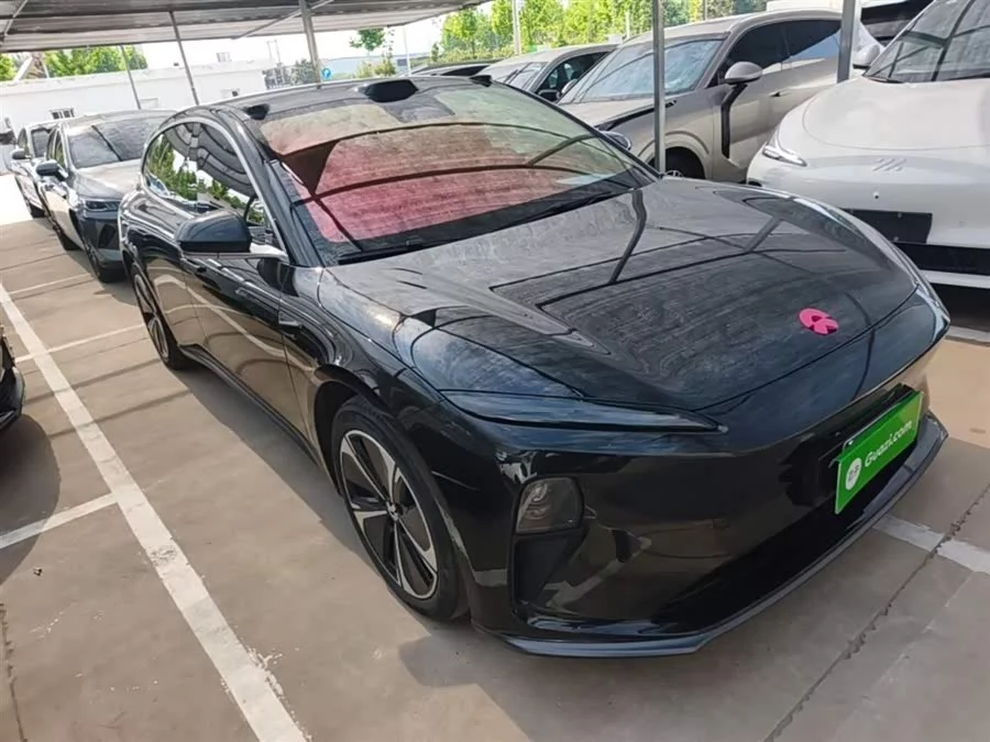 NIO ET5T