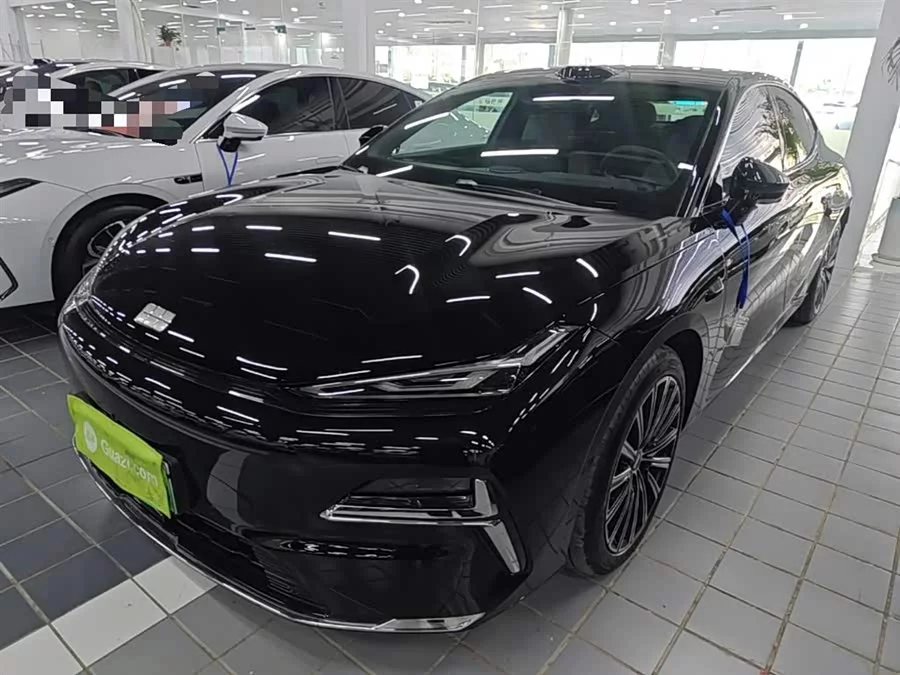 Geely Galaxy Star 8