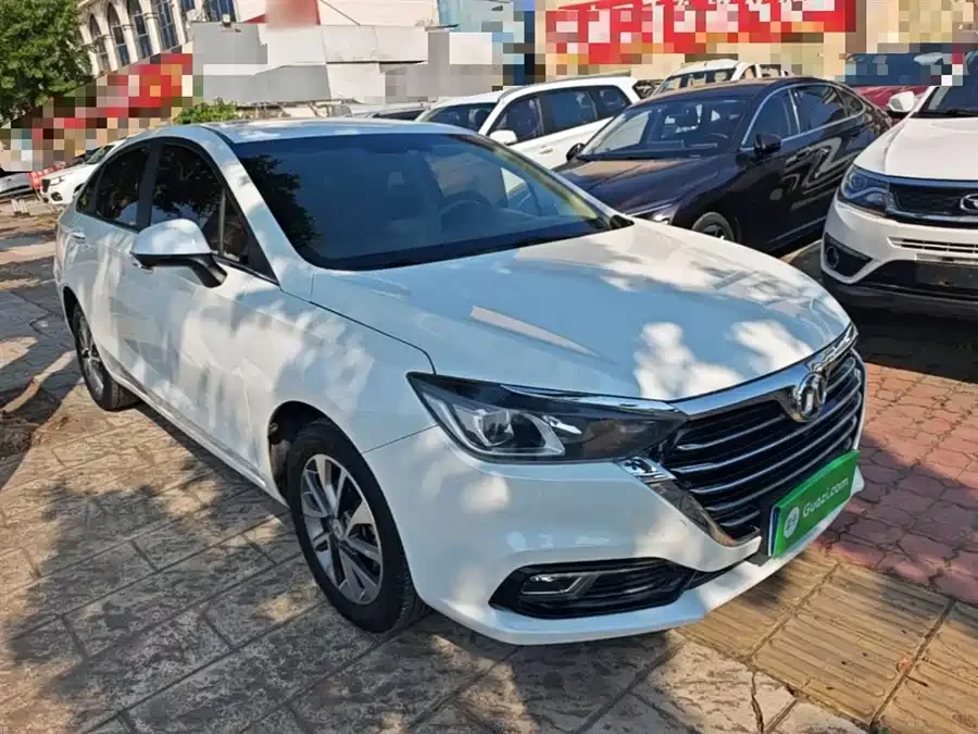BAIC Saab D50