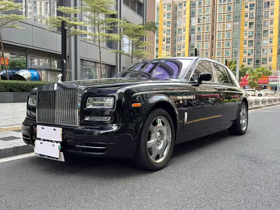 Rolls-Royce Phantom