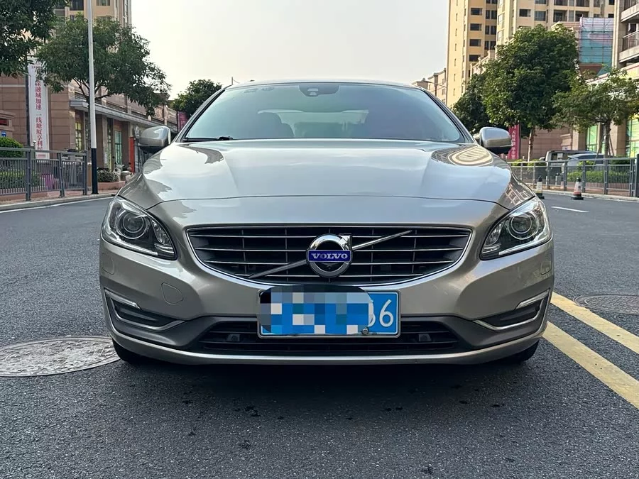 Volvo S60