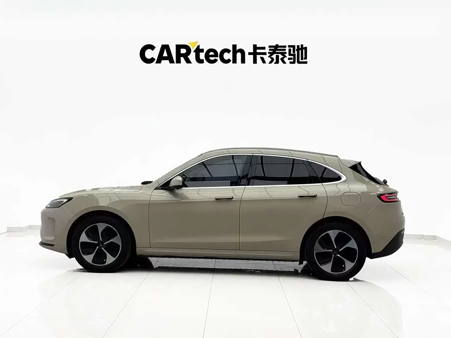 AITO Wenjie M5