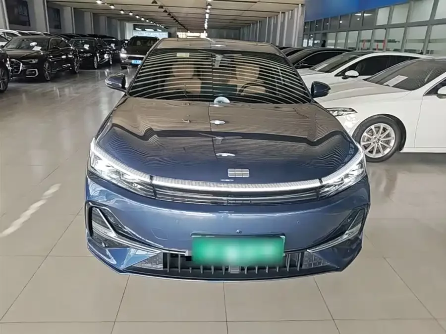Geely Galaxy A7 EM