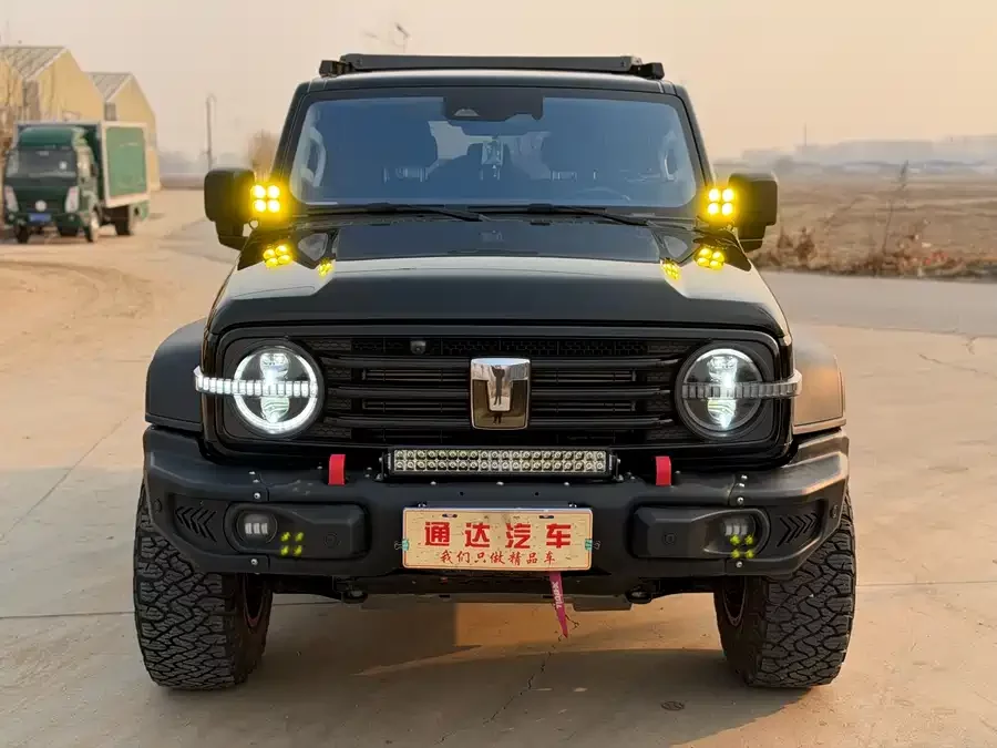 TANK 300
