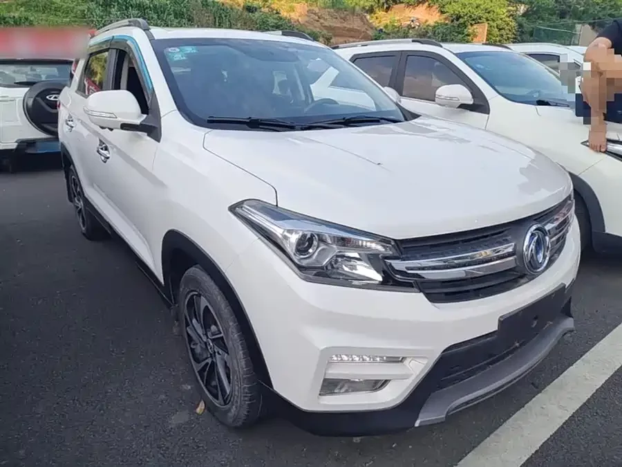 Dongfeng Fengguang S560
