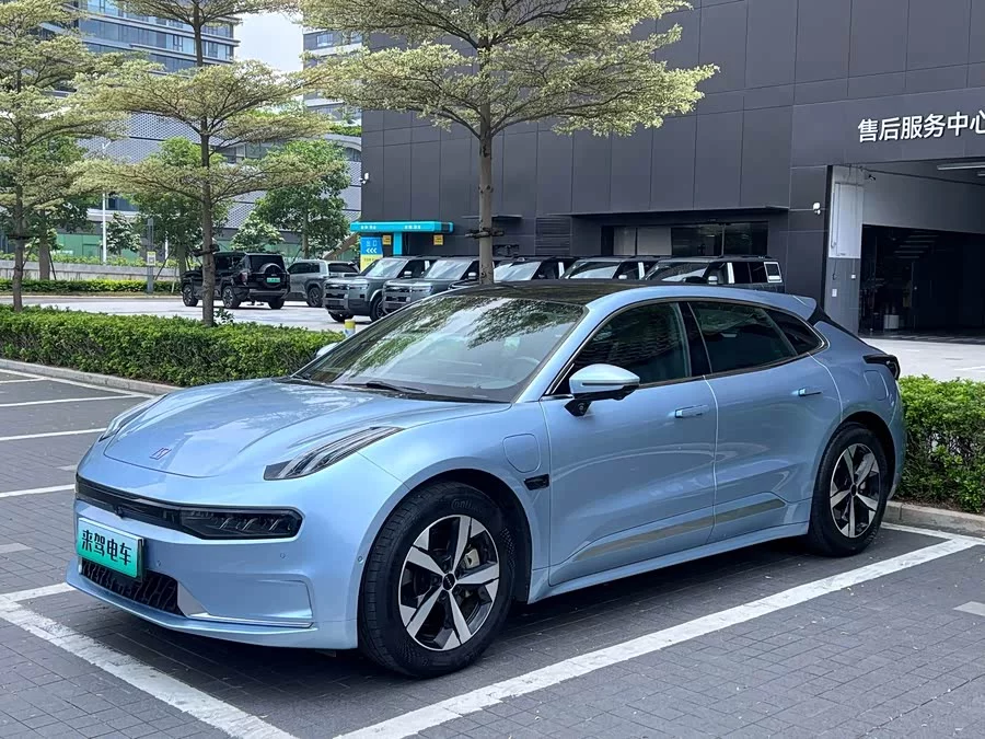 Zeekr 001