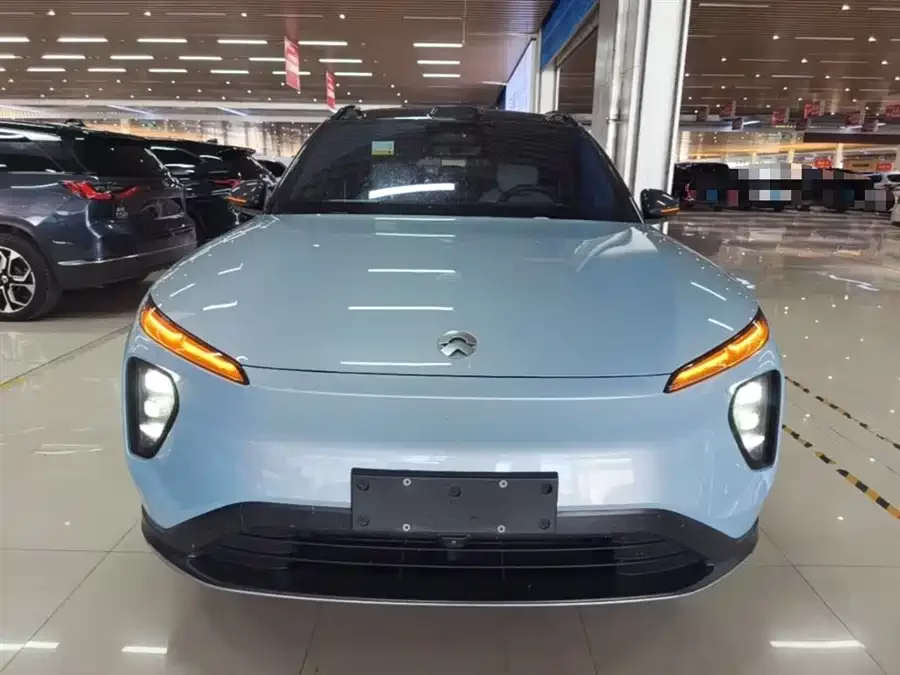 NIO ES6