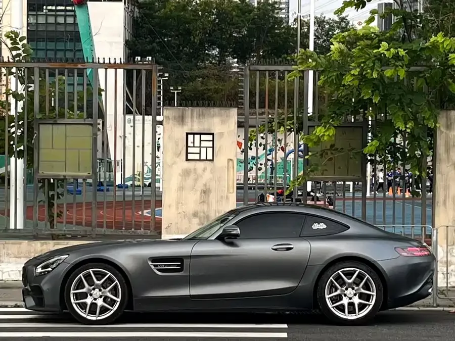 Mercedes Benz AMG GT