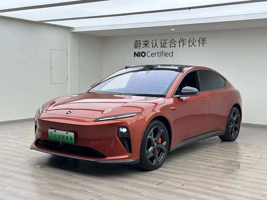 NIO ET5