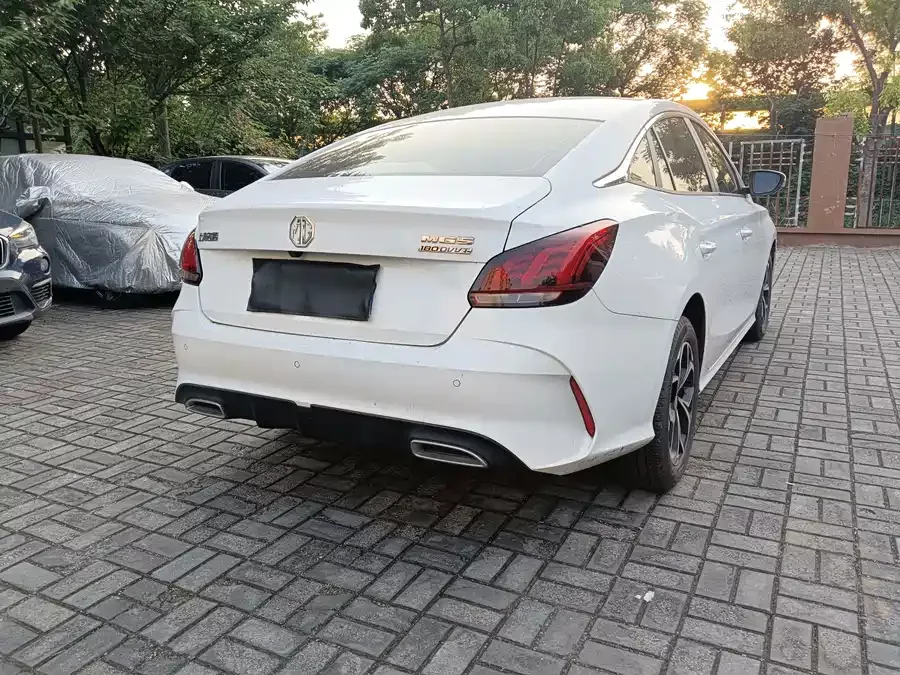 MG 5
