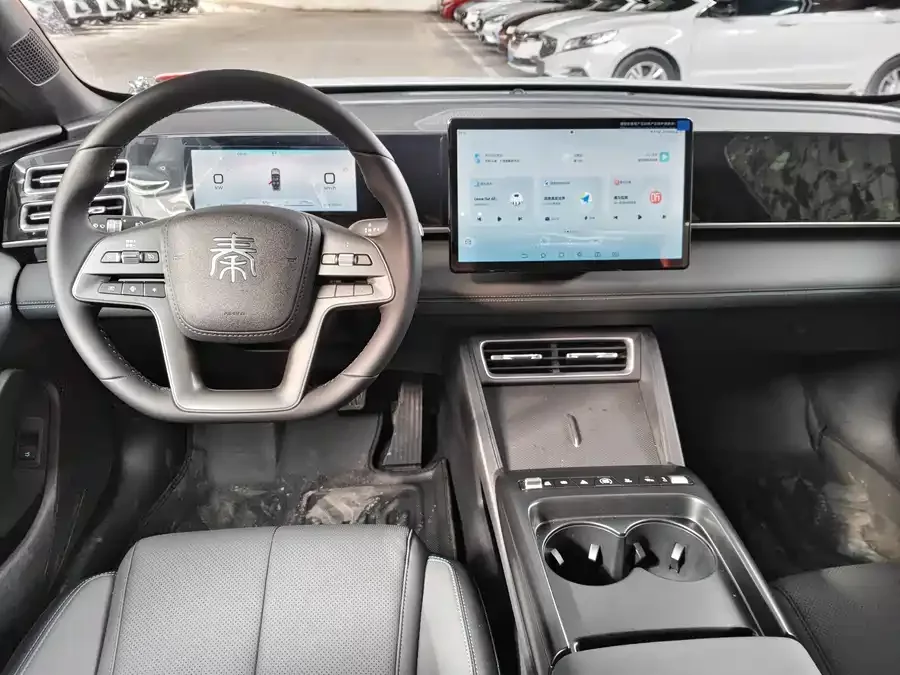 BYD Qin L